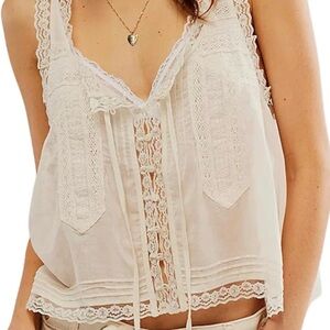 Elegant White Lace Trimmed Women's Top